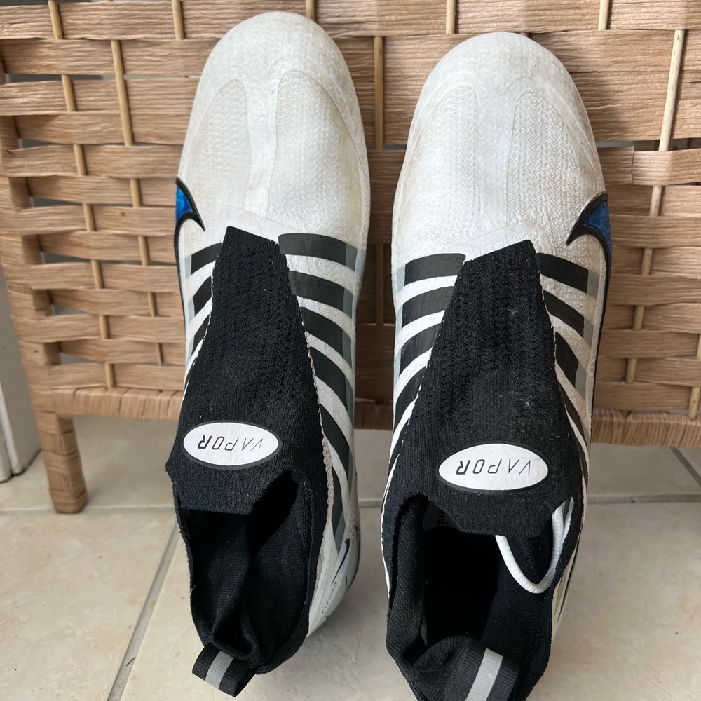 White Black Nike Vapor football cleats pull on with ghost lasts size 11